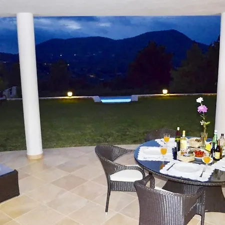 Sa Lluna Villa *