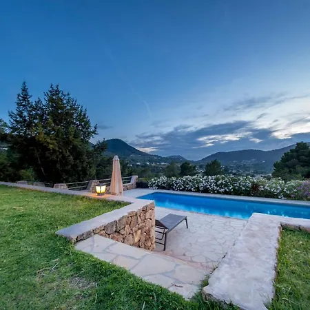 Sa Lluna Villa *